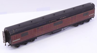 Lot 264 - 1920s LMC (Leeds Model Company) twelve wheeled...