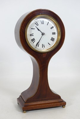 Lot 116 - An Edwardian mahogany and chequer strung...