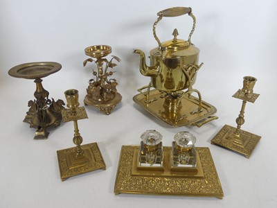 Lot 125 - A collection of metal ware, to include an...