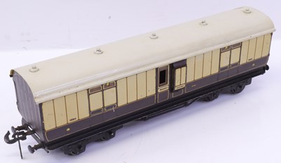 Lot 246 - Bassett Lowke 0 gauge LNWR full brake, good...