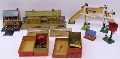 Lot 214 - One tray containing various Hornby 0 gauge...