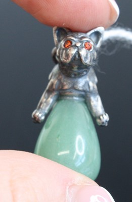 Lot 343 - A Russian silver and nephrite pendant, 28mm,...