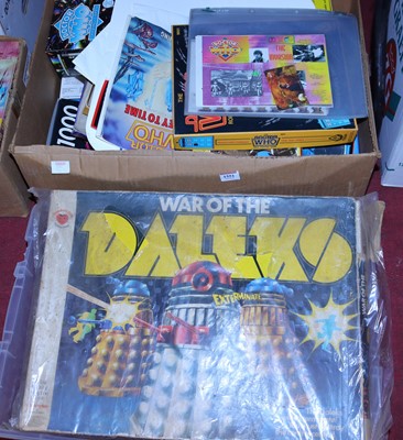 Lot 1551 - Three boxes of Dr Who related novelties and...