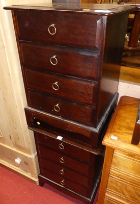 Lot 1269 - Stag Minstrel bedroom furniture, to include; a...