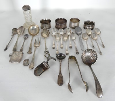 Lot 300 - An Edwardian silver vesta, of hinged...