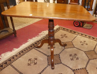 Lot 1425 - A Victorian mahogany round cornered tilt-top...