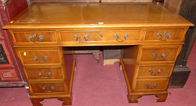 Lot 1426 - A contemporary yew gilt tooled tan leather...