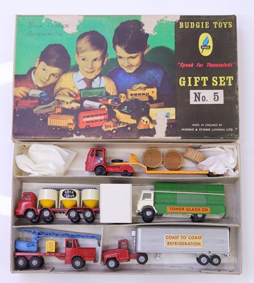 Lot 1422 - Budgie Toys Gift Set No.5 Containing 5 diecast...