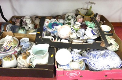 Lot 566 - A collection of ceramics to include Auld Lang...