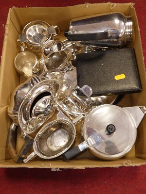 Lot 270 - A collection of silver plated wares to include...