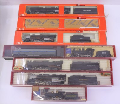 Lot 891 - 8 various boxed HO Scale American Outline...