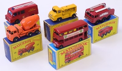 Lot 1348 - Matchbox Regular Wheels group of 5 diecasts to...