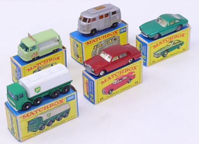Lot 1352 - Matchbox group of 5 diecasts to include: No.24...