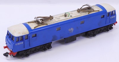 Lot 425 - 2245 Hornby-Dublo 2-rail E3002 electric loco,...