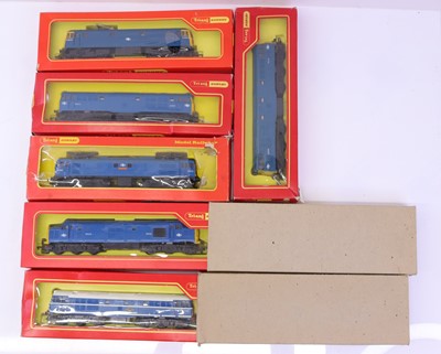 Lot 666 - Six Triang 00 gauge locos to include R753...