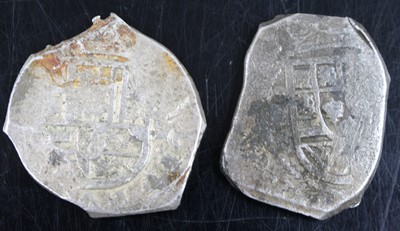 Lot 2024 - Spain, 8 reales cob, obv; crowned coat of arms,...