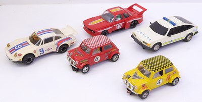 Lot 1827 - 5 various loose Scalextric slot racing cards,...