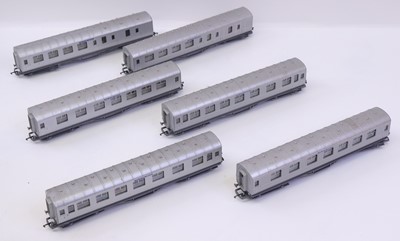 Lot 618 - Six Hornby 00 gauge unboxed bogie LNER Silver...