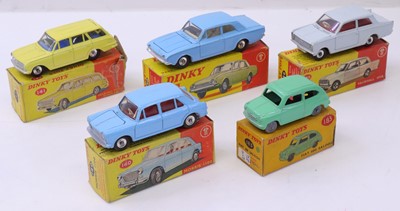 Lot 1183 - 5 various boxed Dinky Toy diecast vehicles,...