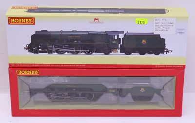 Lot 525 - Hornby 00 gauge R.3642 4-6-2 Duchess of...