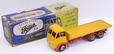 Lot 1805 - Shackleton Foden FG six-wheel clockwork flat...