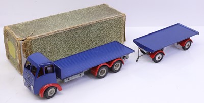 Lot 1811 - Shackleton Foden FG six-wheel clockwork flat...