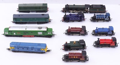 Lot 561 - One tray containing various 00 gauge loose...