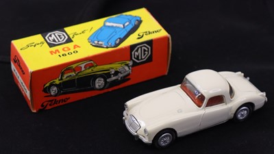 Lot 1413 - Tekno, 824, MGA 1600, off white body with red...