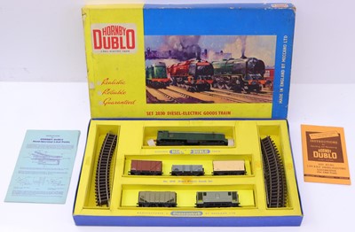 Lot 399 - Hornby Dublo 2 rail set 2030, diesel electric...