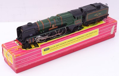Lot 417 - Hornby Dublo 2 rail 2235 4-6-2 SR West Country...
