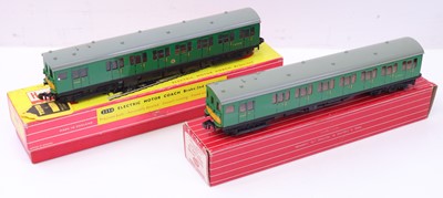 Lot 426 - 2250/4150 Hornby Dublo Southern EMU and...