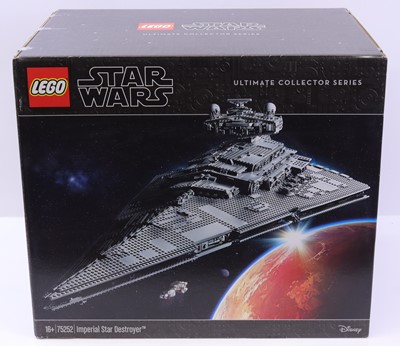 Lot 1585 - Lego Ultimate Collectors' Series Star Wars No....