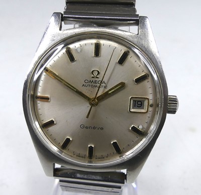 Lot 2602 - A gent's steel cased Omega Geneve automatic...