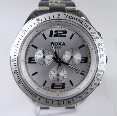 Lot 2647 - A gentleman's Doxa Troeo steel cased quartz...