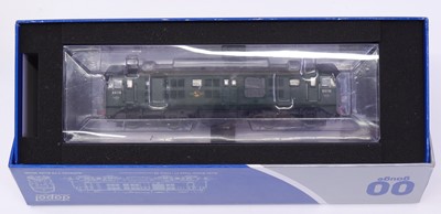 Lot 468 - Dapol 00 Gauge Class 21 in BR green with small...