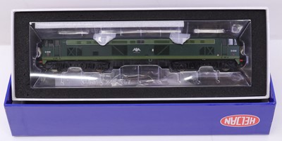 Lot 487 - Heljan 00 Gauge Falcon in BR two-tone green,...