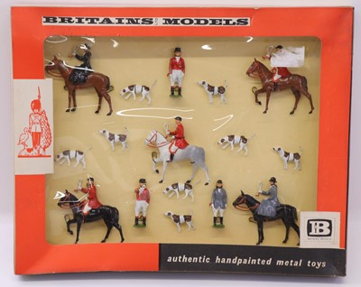 Lot 1541 - Britains No.9655 The Meet complete hunting set,...
