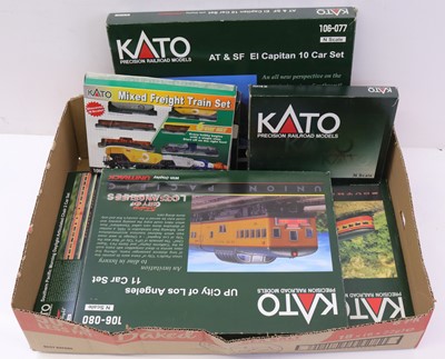 Lot 989 - One tray containing various Kato N gauge coach...