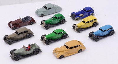 Lot 1161 - 10 various loose repainted and play worn Dinky...