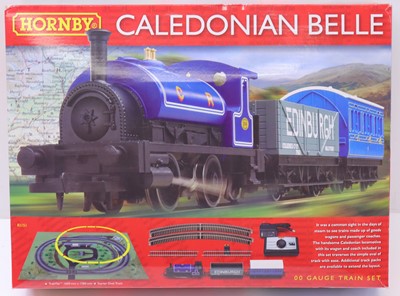 Lot 463 - Hornby 00 gauge Caledonian Belle set,...