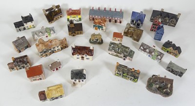 Lot 59 - A collection of Mudlen studio pottery buildings
