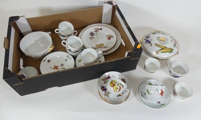 Lot 67 - A collection of Royal Worcester 'Evesham'...
