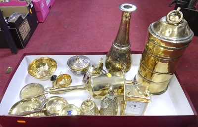 Lot 140 - A collection of metalware, to include an...