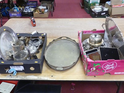 Lot 188 - A collection of silver plated wares, to...