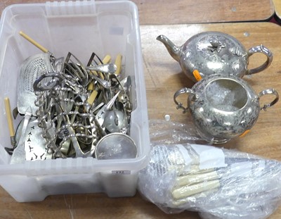 Lot 192 - A collection of silver plated wares, to...