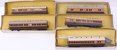 Lot 754 - Five 00 gauge kit built Roxey LSWR coaches, to...