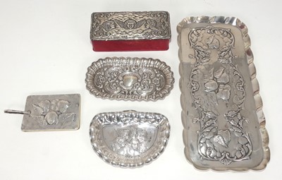 Lot 328 - An Edwardian stamp/trinket box, of rectangular...
