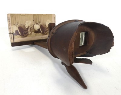Lot 456 - An early 20th century stereoscope slide viewer,...