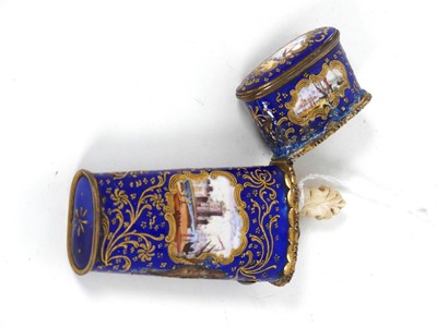 Lot 217 - A South Staffordshire enamelled etui, late...