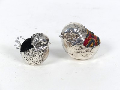 Lot 218 - An Edwardian silver novelty pin cushion...